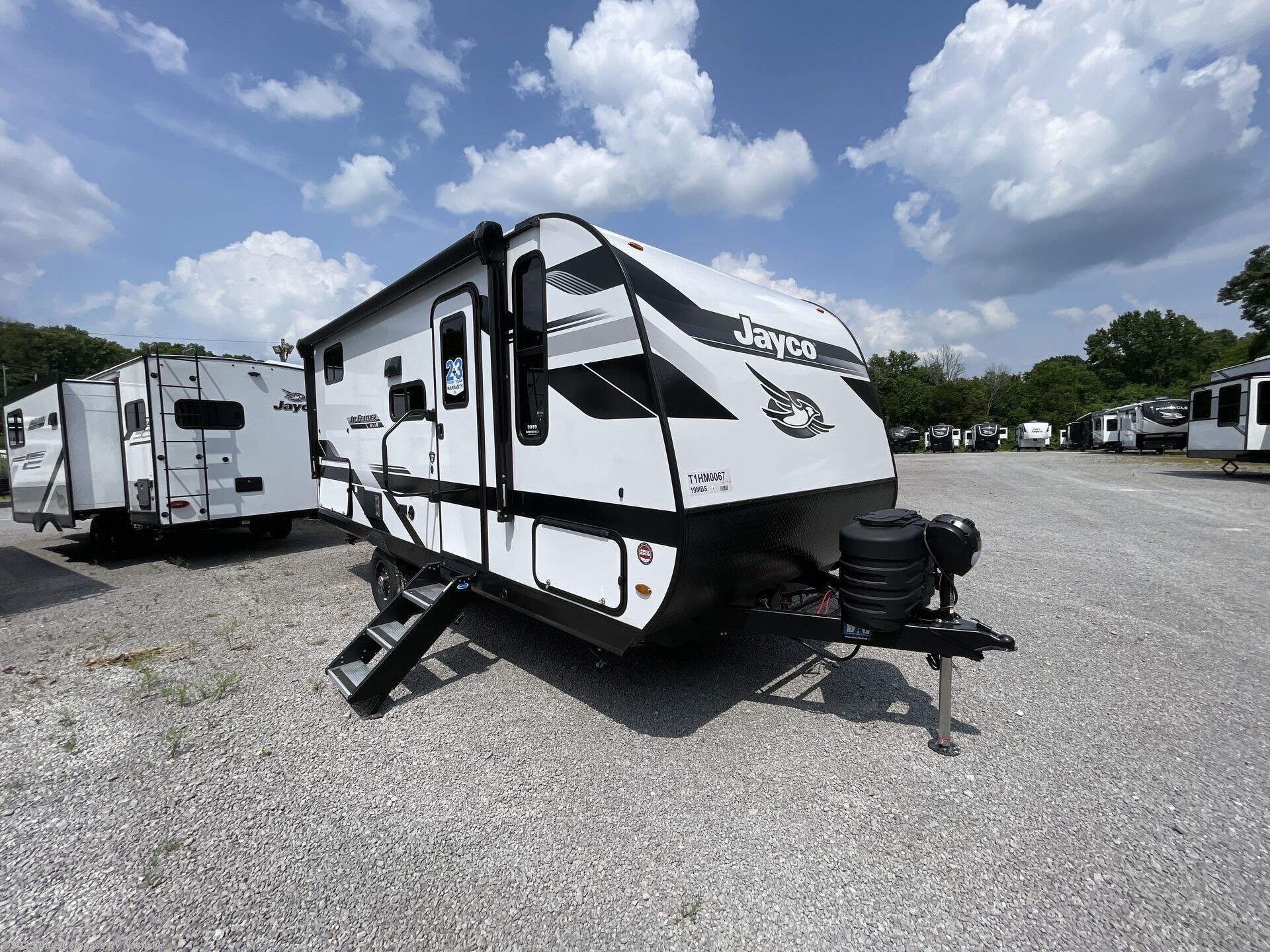 New 2026 Jayco Jay Feather Air 19MBS available in Lebanon, Tennessee