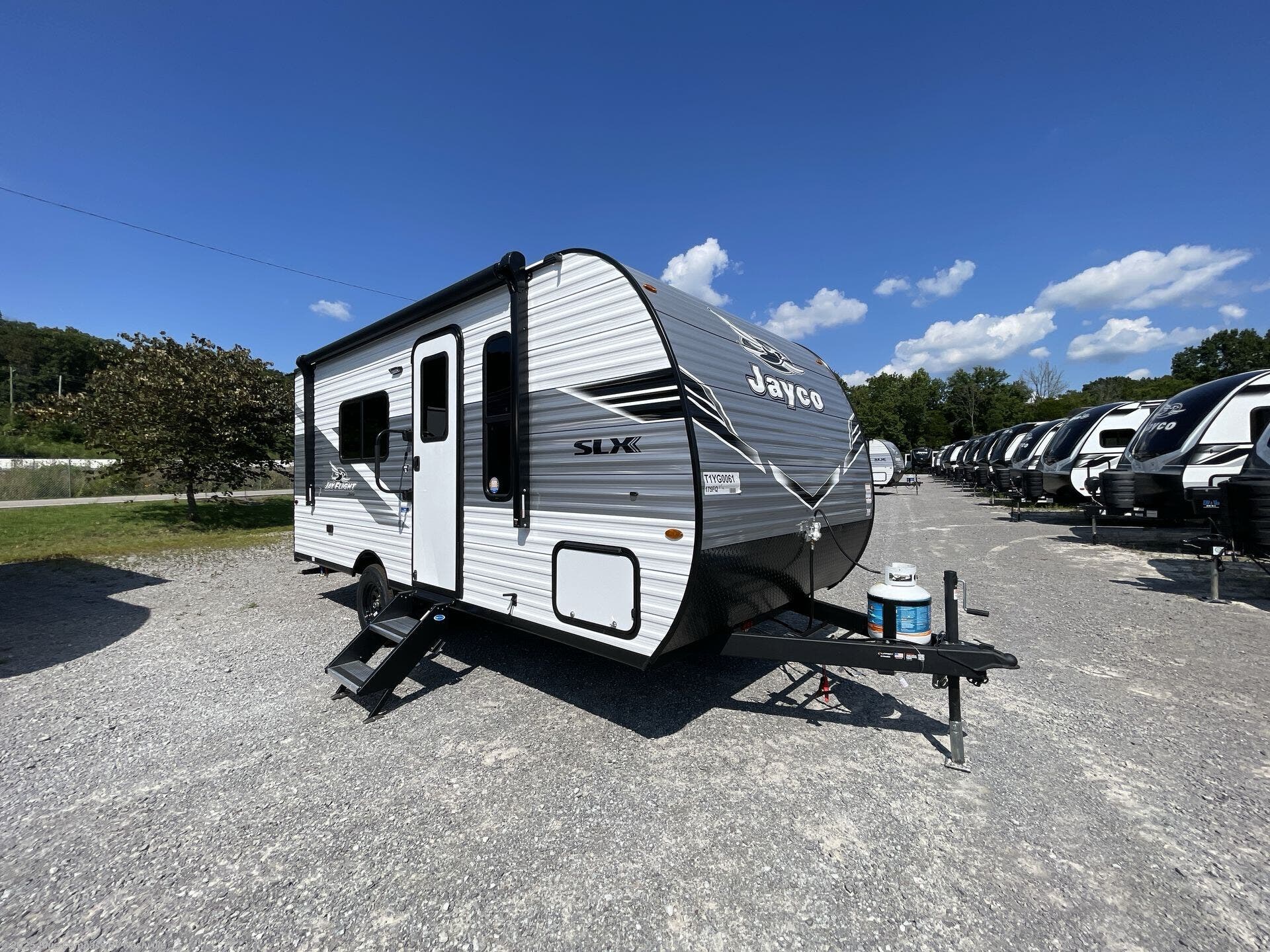 New 2026 Jayco Jay Flight SLX 175FQ available in Lebanon, Tennessee
