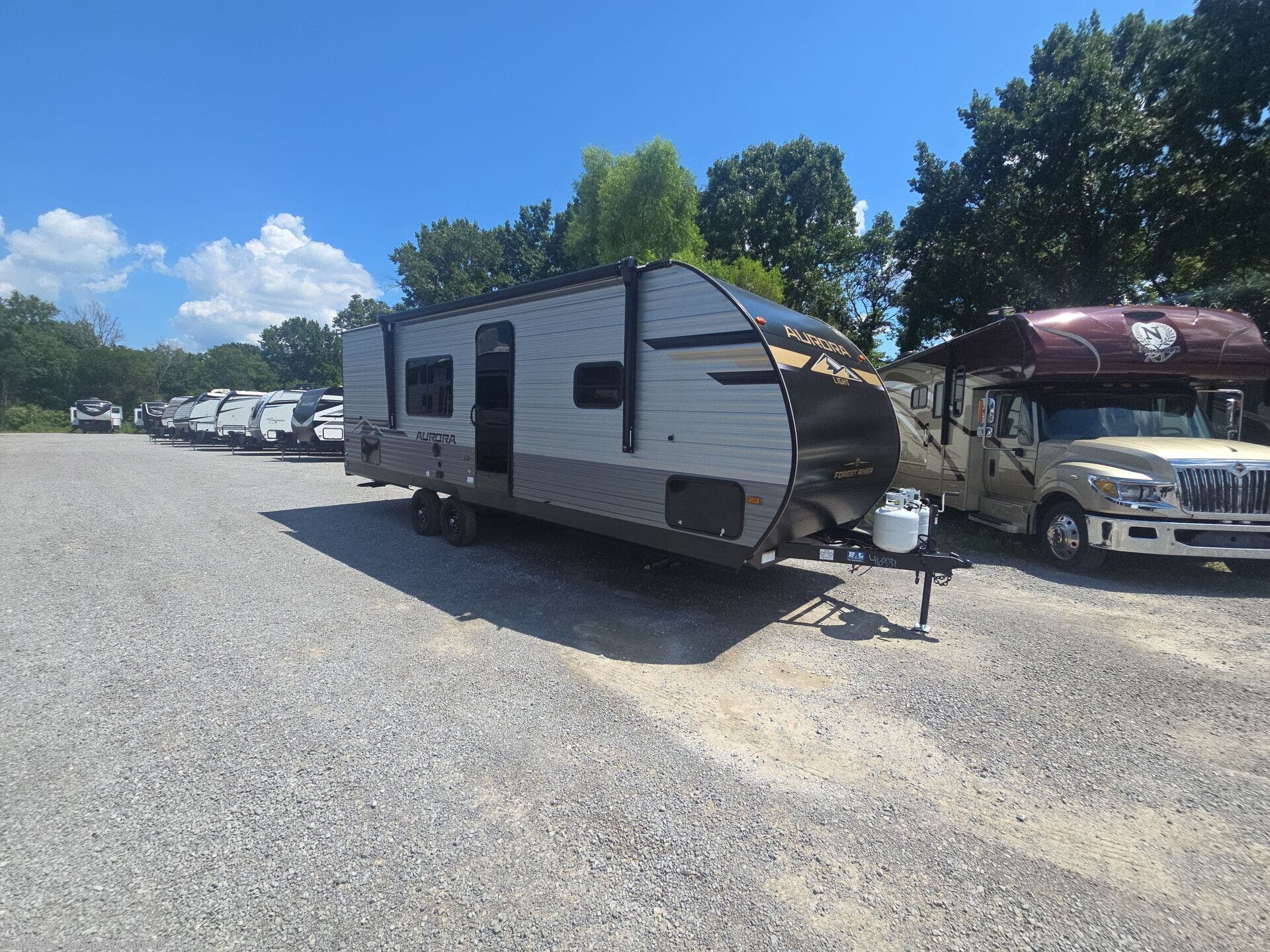 New 2026 Forest River Aurora Light 26BH available in Lebanon, Tennessee
