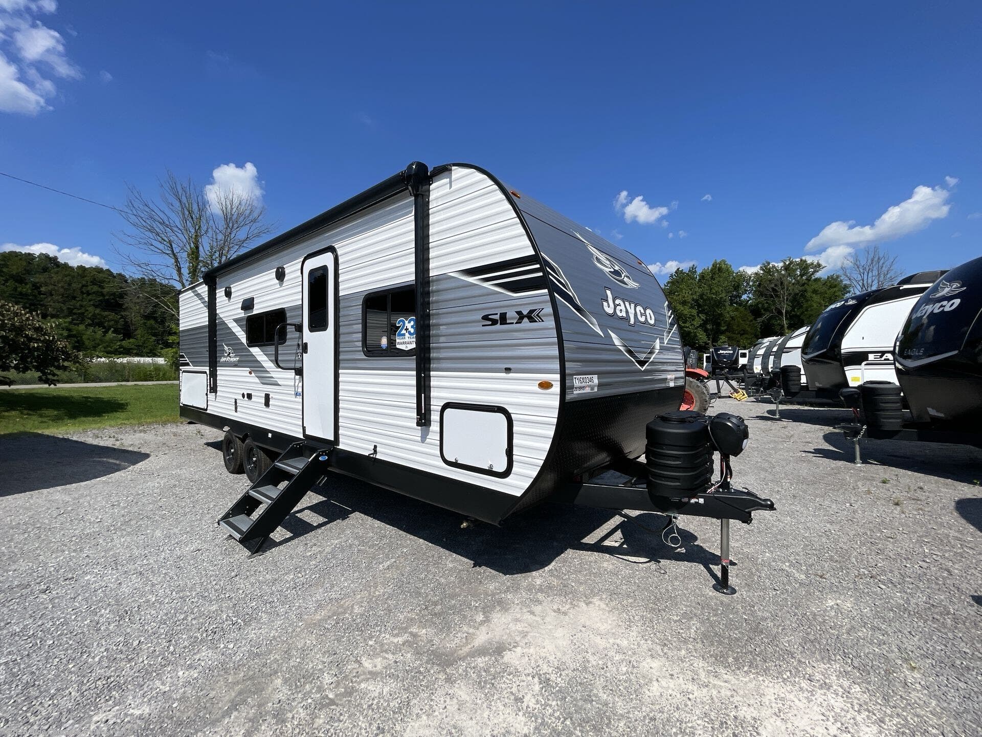 New 2026 Jayco Jay Flight SLX 261BHS available in Lebanon, Tennessee
