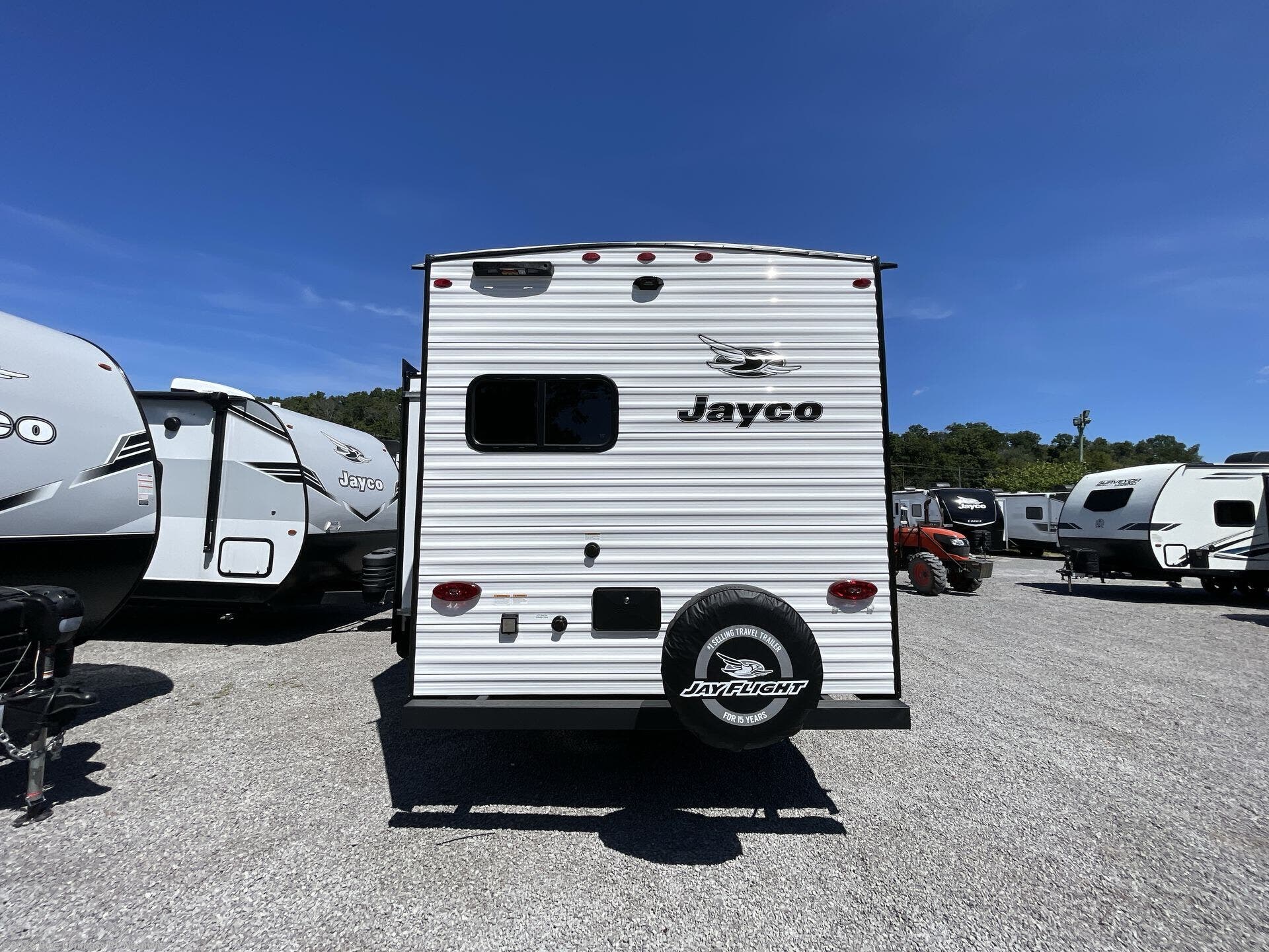 New 2026 Jayco Jay Flight SLX 225MLS available in Lebanon, Tennessee