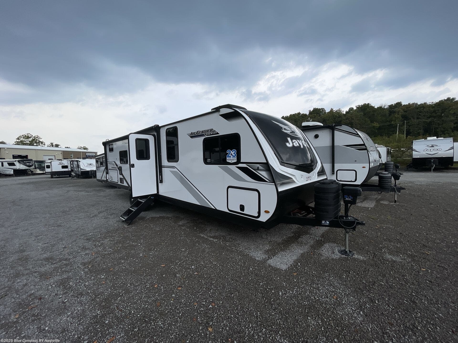 New 2026 Jayco Jay Feather 29QBH available in Lebanon, Tennessee