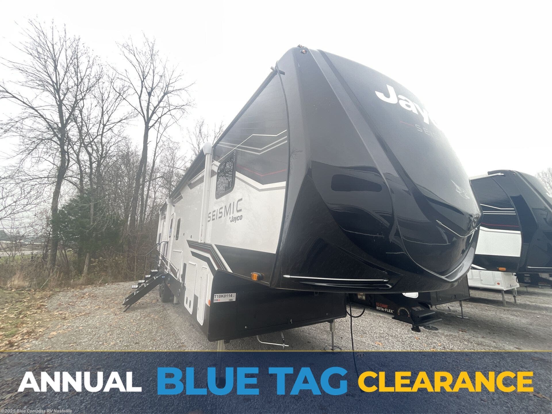 New 2026 Jayco Seismic 359 available in Lebanon, Tennessee