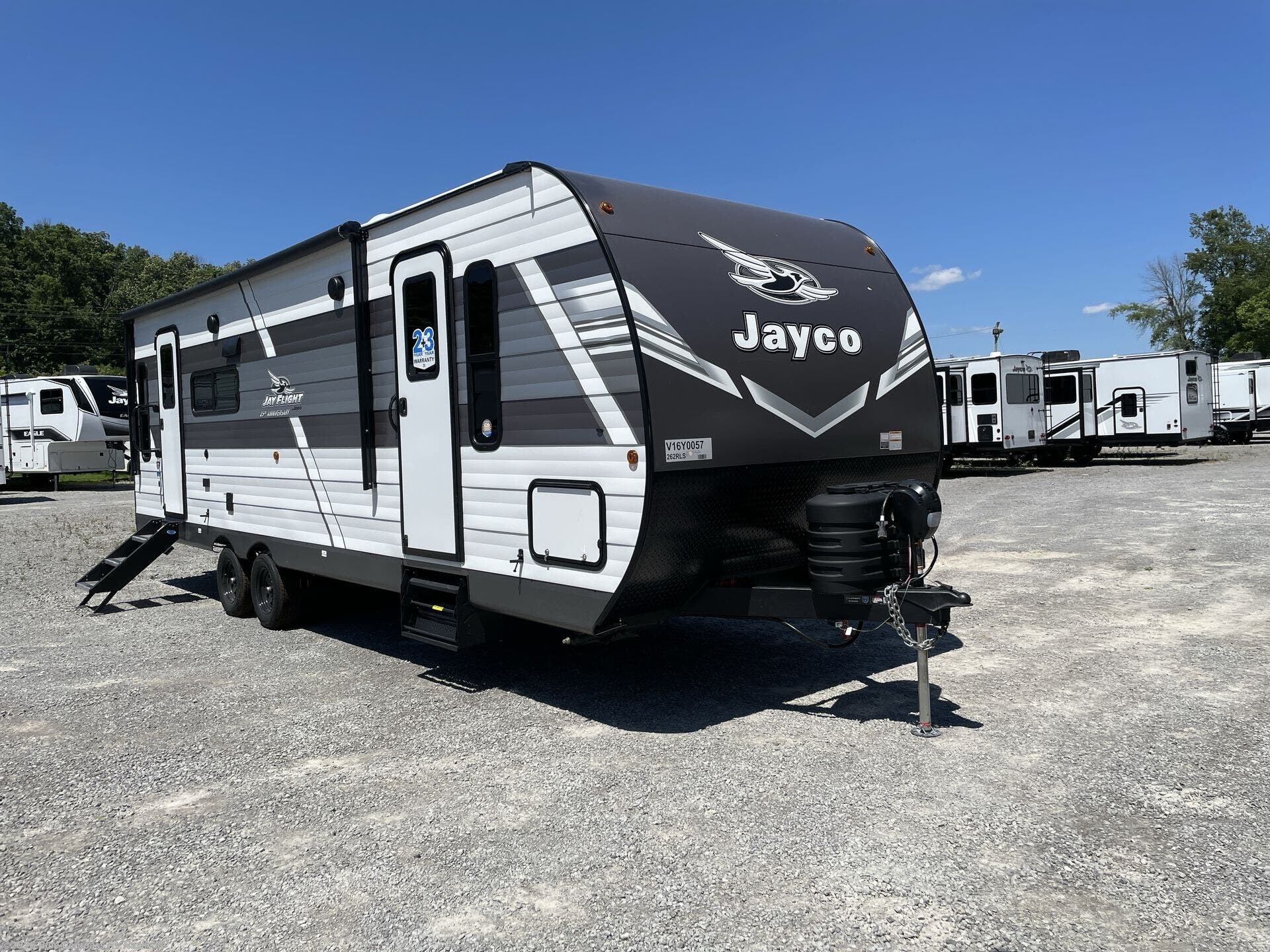 New 2027 Jayco Jay Flight SLX 262RLS available in Lebanon, Tennessee