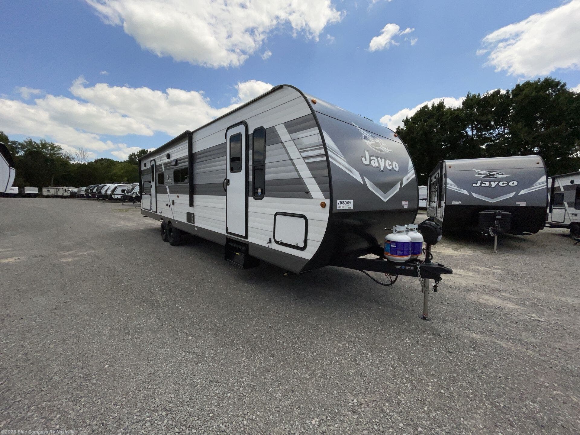 New 2027 Jayco Jay Flight 330TBS available in Lebanon, Tennessee