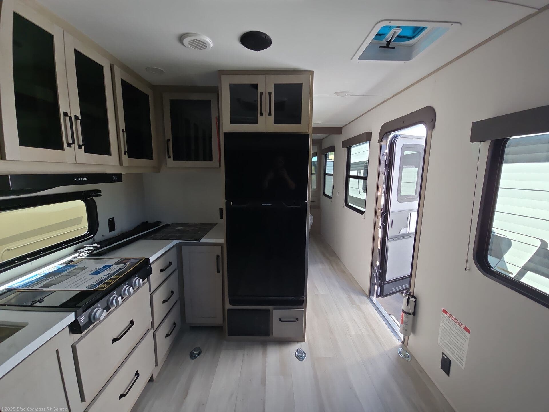 New 2025 Grand Design Momentum MAV 27MAV available in Santee, California