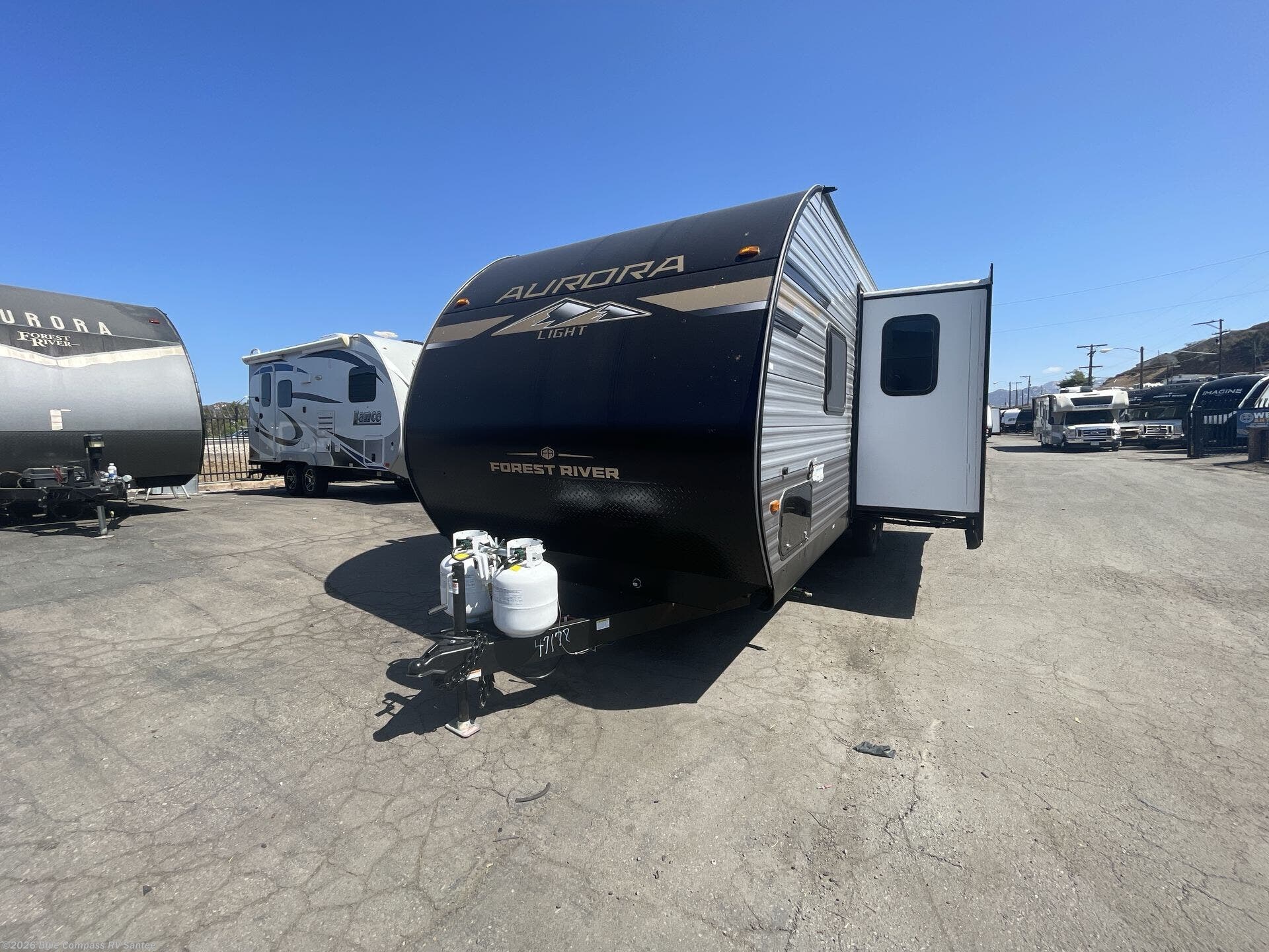 New 2026 Forest River Aurora Light 26BHS available in Santee, California