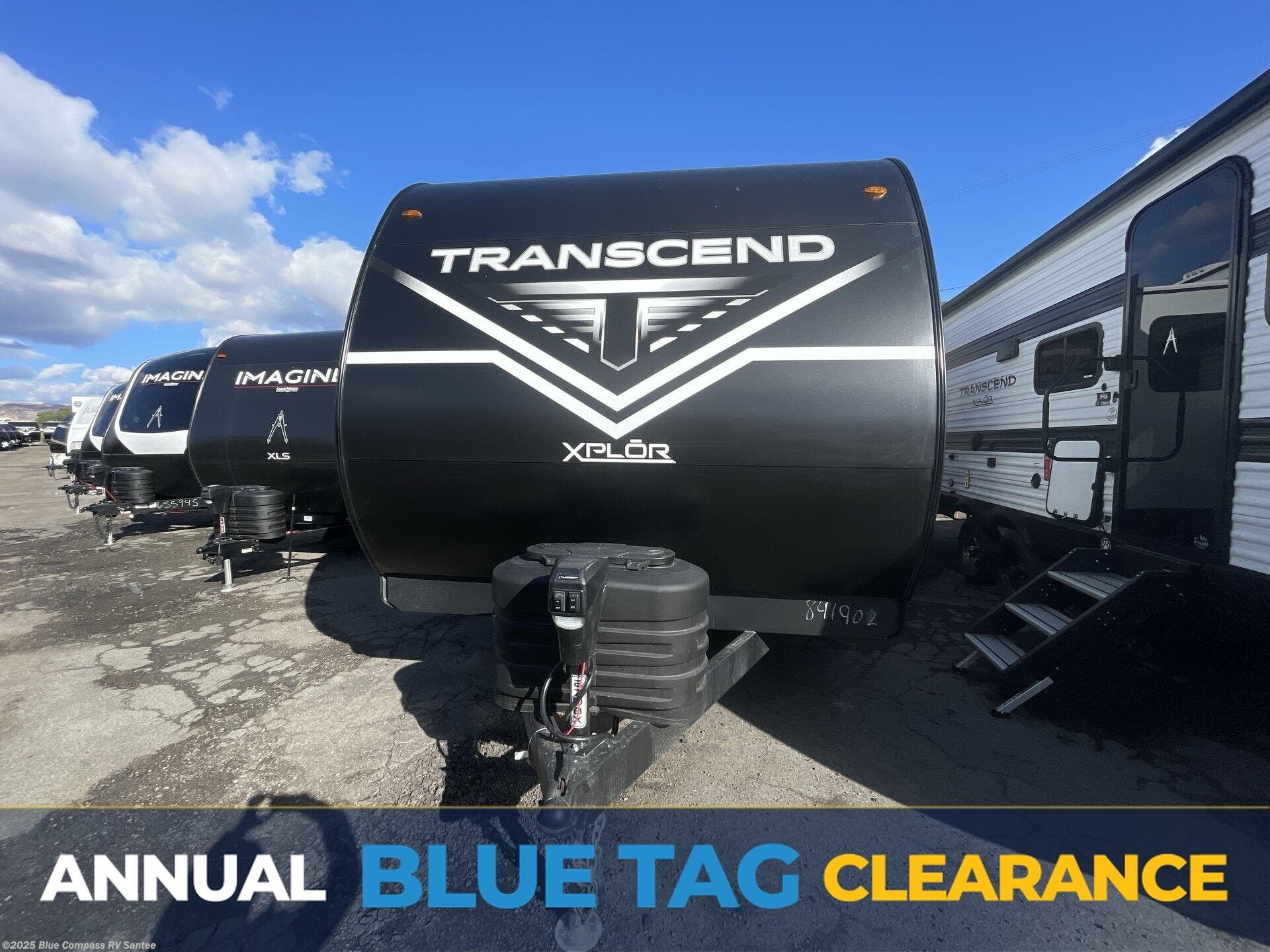 New 2026 Grand Design Transcend Xplor 27DBX available in Santee, California