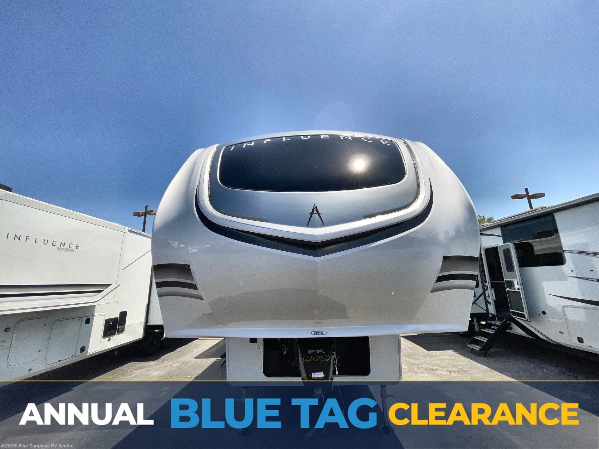 New 2025 Grand Design Influence 3804DS available in Santee, California