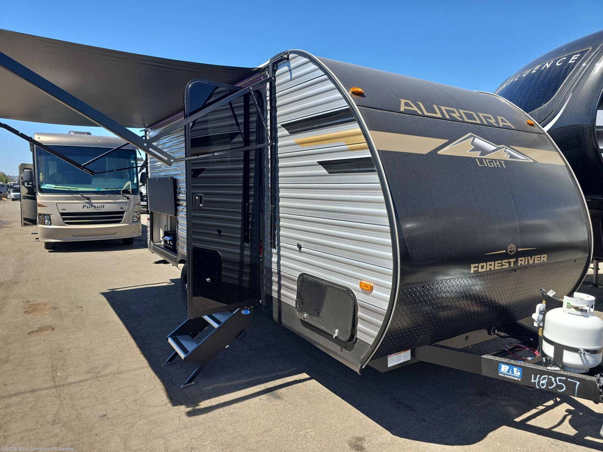 New 2026 Forest River Aurora Light 18BHSX available in Santee, California