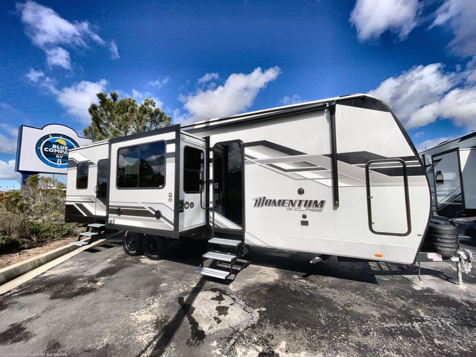 New 2026 Grand Design Momentum G-Class 31G available in San Marcos, California