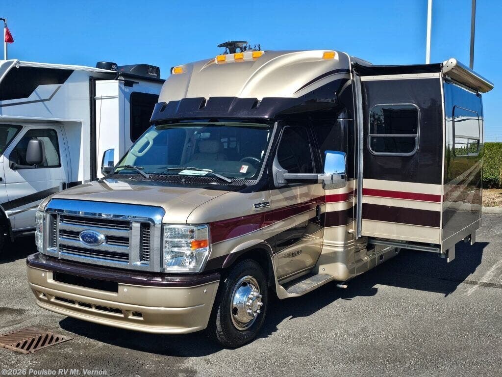 Used 2013  Dynamax Corp  Isata E-Series Isata E-Series by Dynamax Corp from Poulsbo RV Mt. Vernon in Mount Vernon, WA