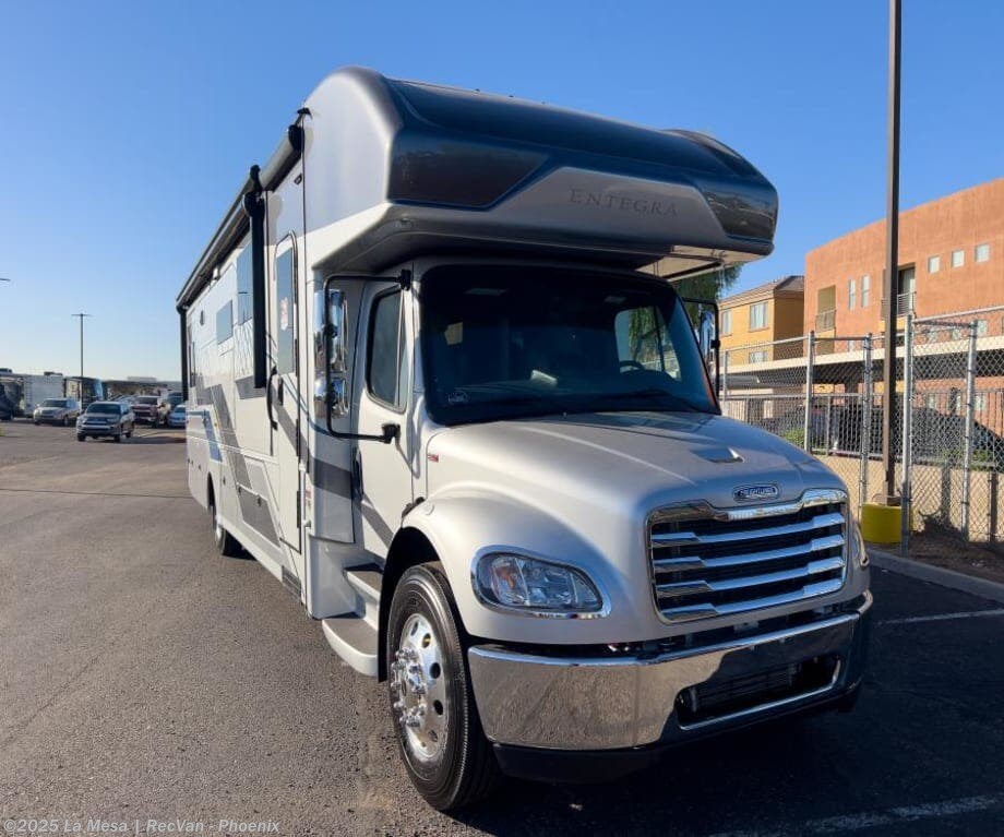 New 2026 Entegra Coach Accolade 37M available in Phoenix, Arizona