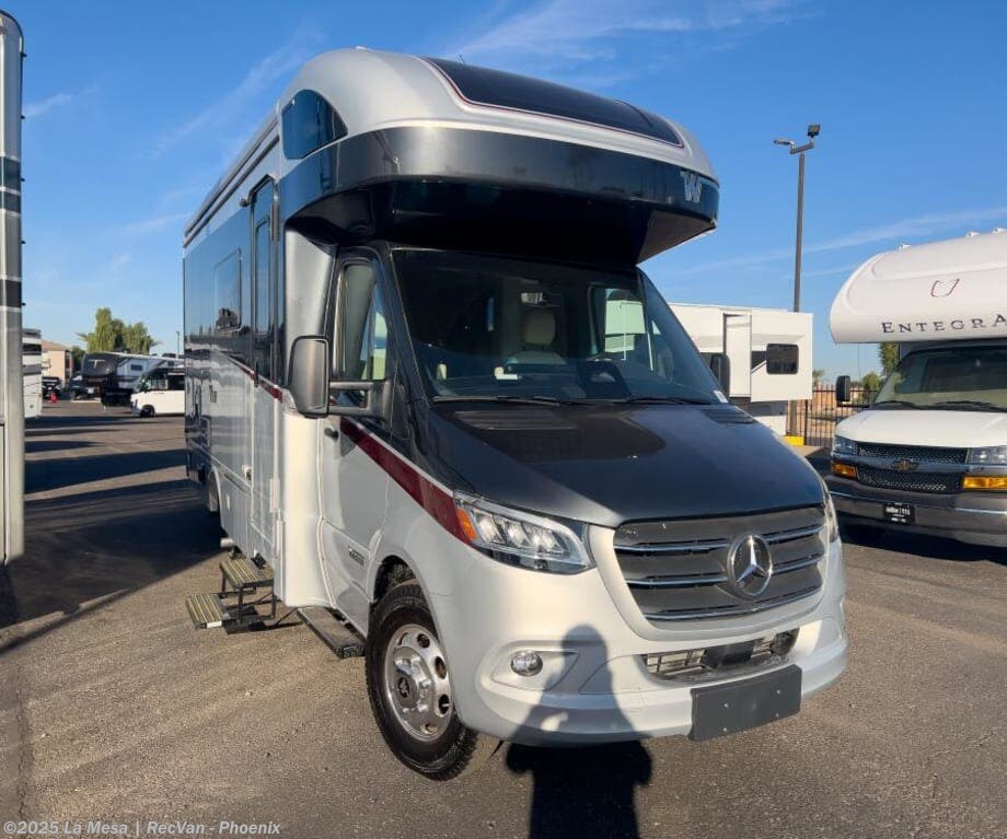 New 2026 Winnebago View WM524D available in Phoenix, Arizona