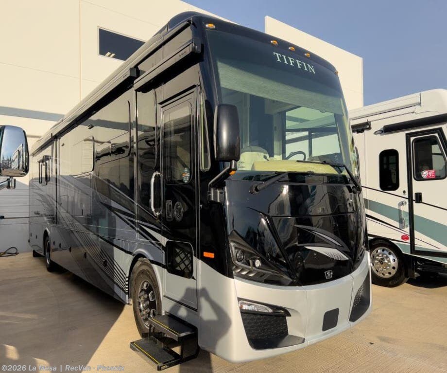 New 2026 Tiffin Phaeton 40IH available in Phoenix, Arizona