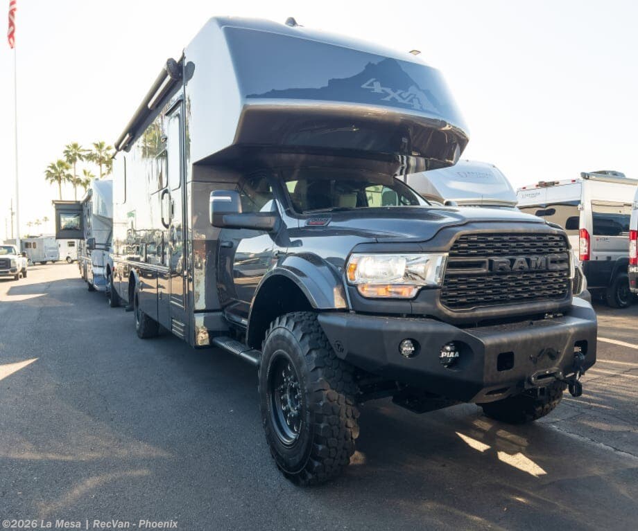 Used 2025 Dynamax Corp  ISATA 5 EXTREME 30FWD 4X4 available in Phoenix, Arizona
