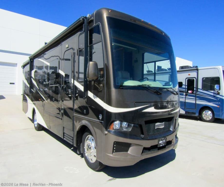 Used 2018 Newmar Bay Star 3113 available in Phoenix, Arizona