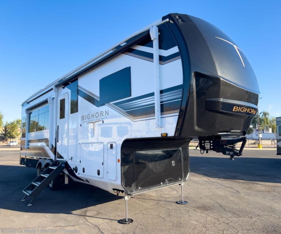 New 2026 Heartland Bighorn 31RL available in Phoenix, Arizona