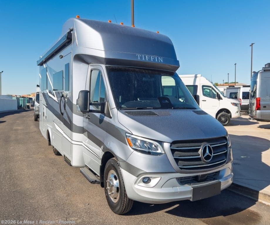 New 2027 Tiffin Wayfarer 25XLW available in Phoenix, Arizona