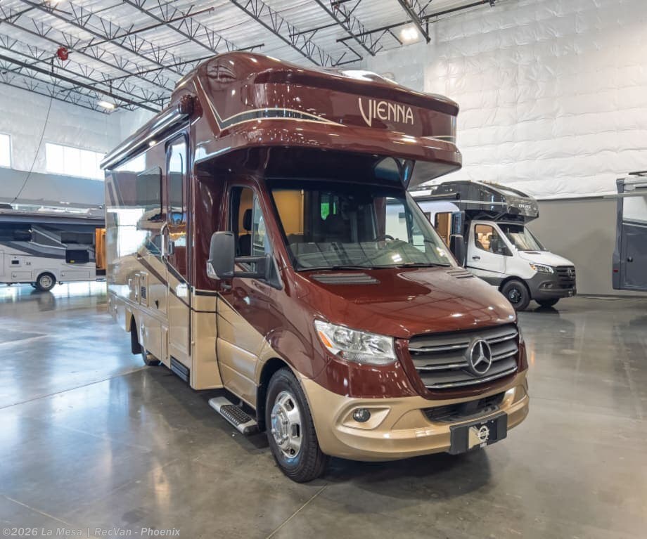 Used 2023  Renegade RV Vienna 25VRMC by Renegade RV from La Mesa | RecVan - Phoenix  in Phoenix, AZ