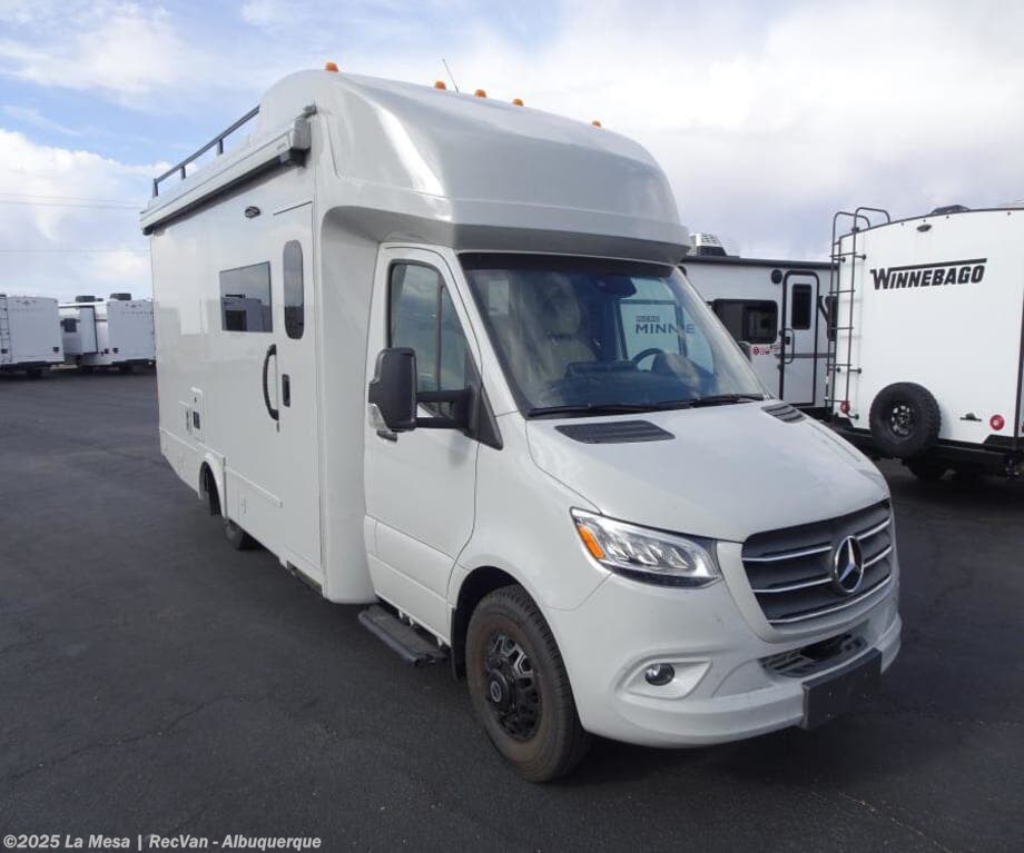 New 2026 Tiffin Wayfarer 25XRW available in Albuquerque, New Mexico