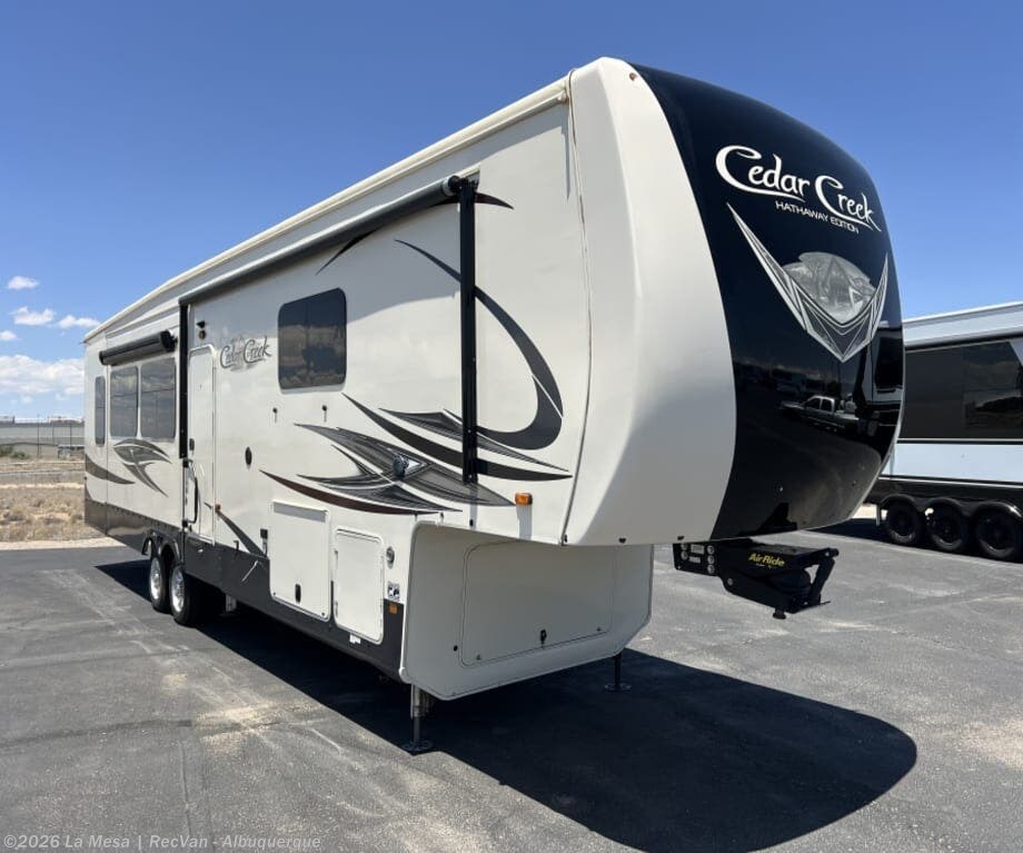 Used 2021 Forest River Cedar Creek HATHAWAY 38DBRK available in Albuquerque, New Mexico