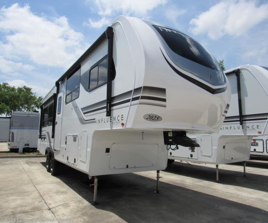 New 2025 Grand Design Solitude INFLUEN 2903RL available in Sanford, Florida