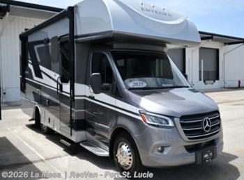 Used 2025 Jayco Qwest SE 24L available in Port St. Lucie, Florida