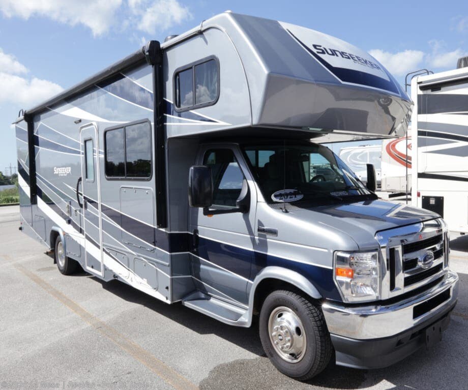 Used 2021  Forest River Sunseeker 3050S by Forest River from La Mesa | RecVan - Port St. Lucie in Port St. Lucie, FL