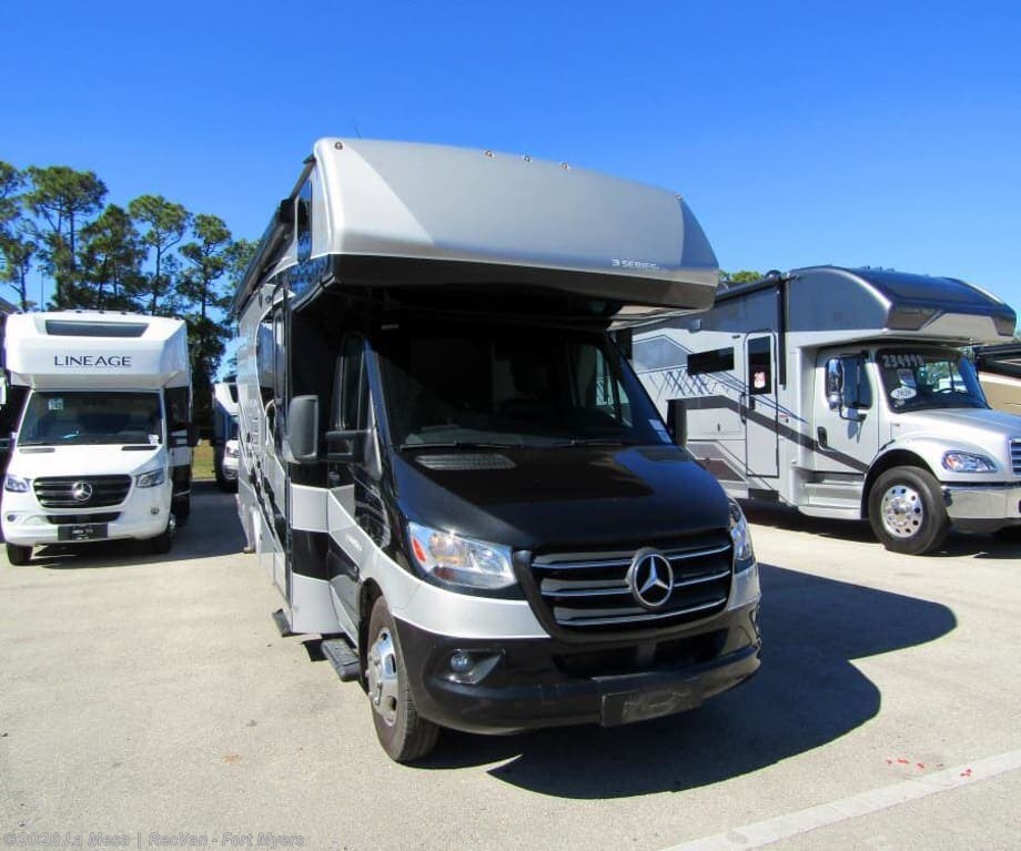 Used 2022 Dynamax Corp Isata 3 Series 24FWM available in Fort Myers, Florida