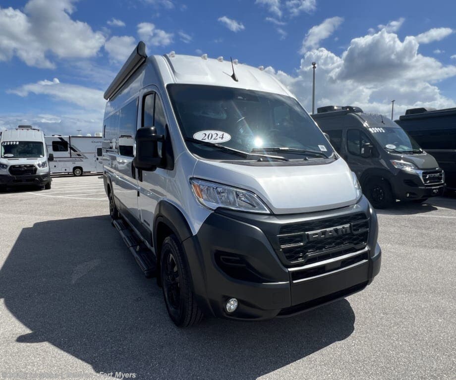 Used 2024  Airstream Rangeline BASE RANGELINE by Airstream from La Mesa | RecVan - Fort Myers in Fort Myers, FL