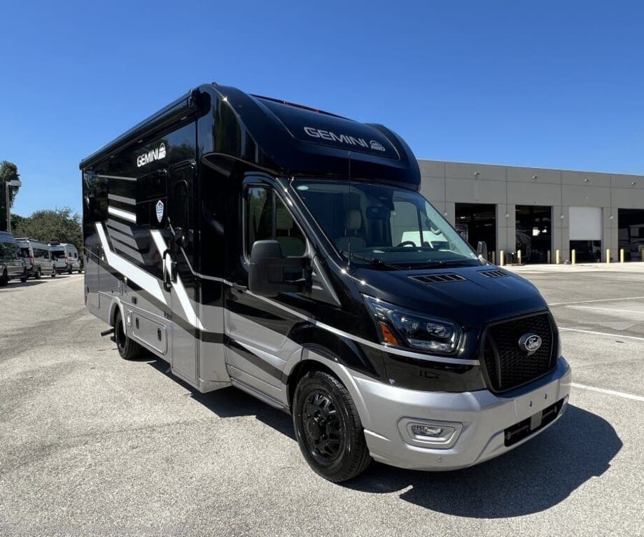New 2027 Thor Motor Coach Gemini 24KB-G-FBP available in Fort Myers, Florida