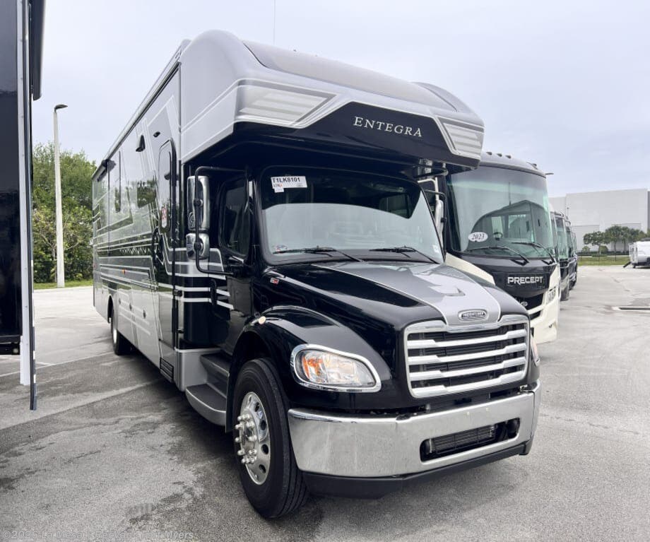 New 2026 Entegra Coach Accolade XL 37K-XL available in Fort Myers, Florida