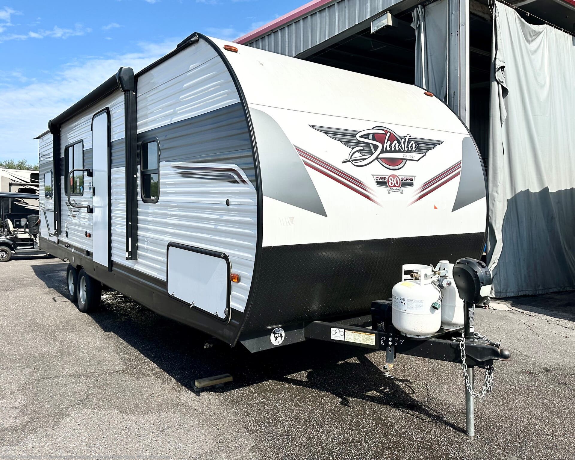 Used 2022  Forest River  SHASTA 25RS by Forest River from Travelcamp of Jacksonville in Jacksonville, FL