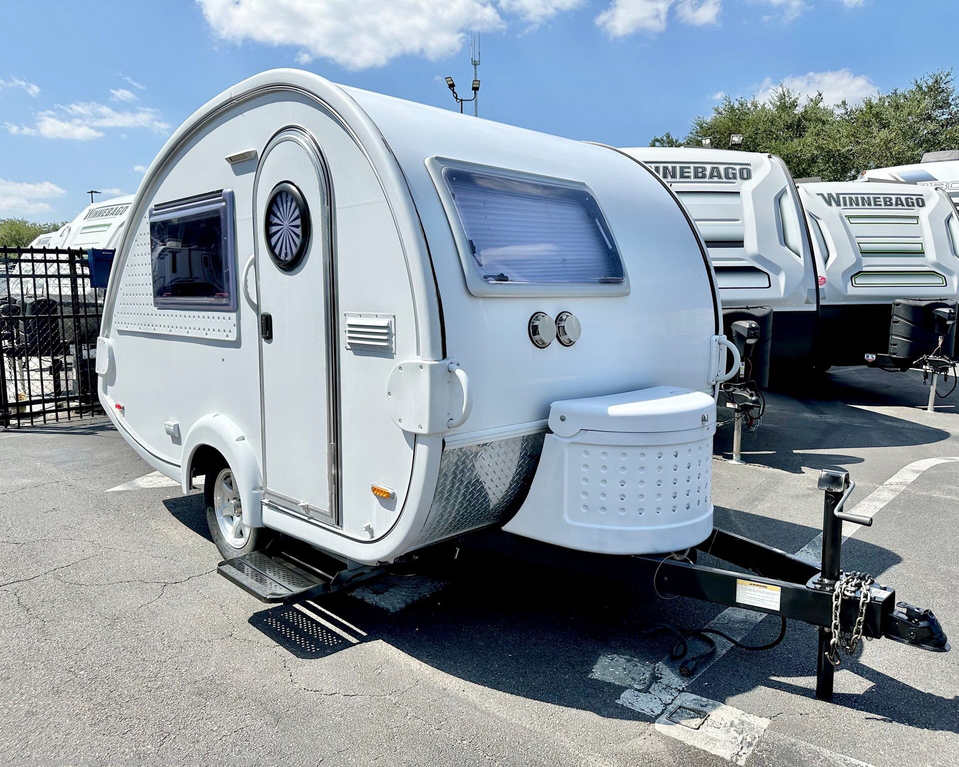 Used 2016  Pleasant Valley  TAB 320 by Pleasant Valley from Travelcamp of Jacksonville in Jacksonville, FL