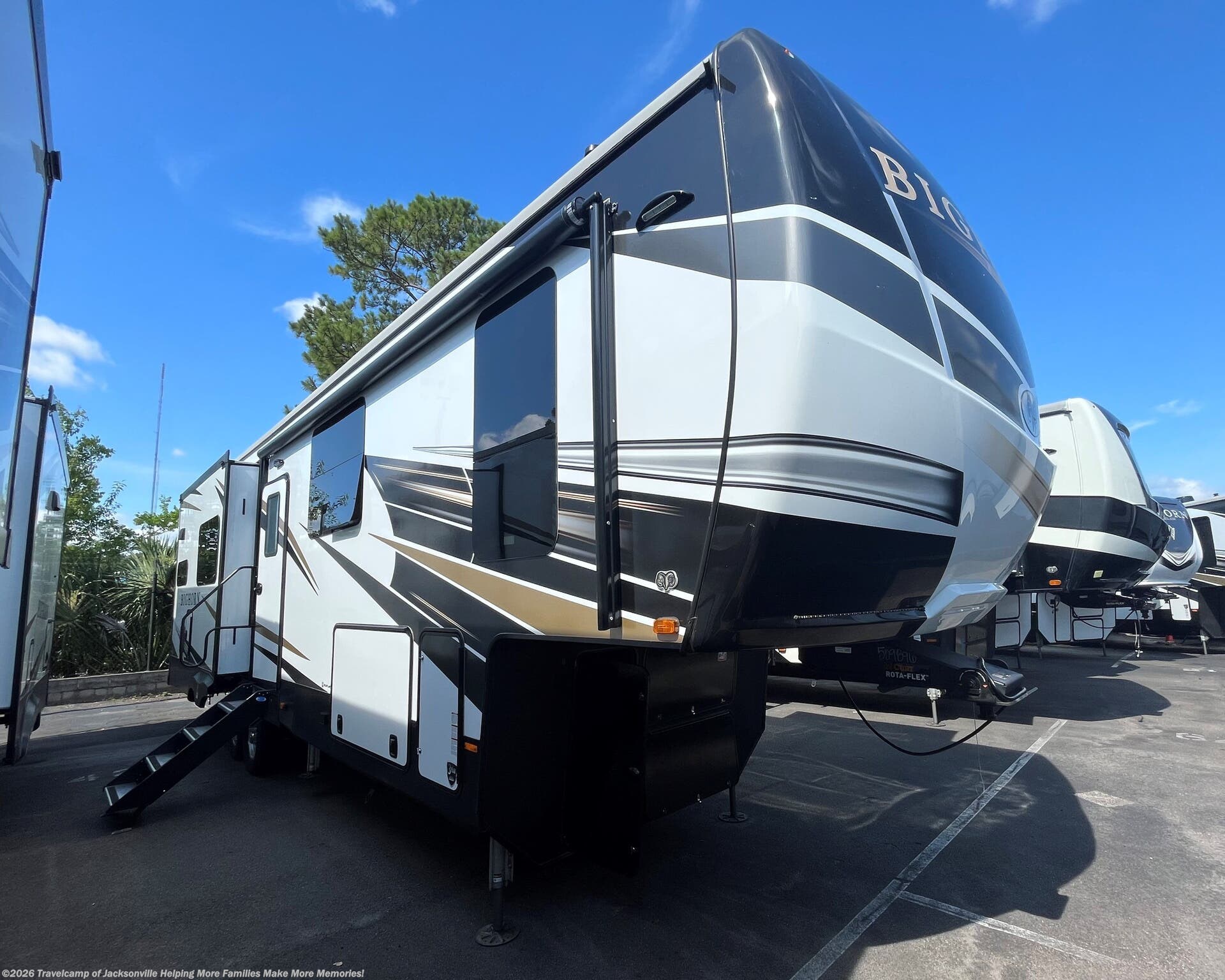 New 2022  Heartland Bighorn 3120RK by Heartland from Travelcamp of Jacksonville in Jacksonville, FL