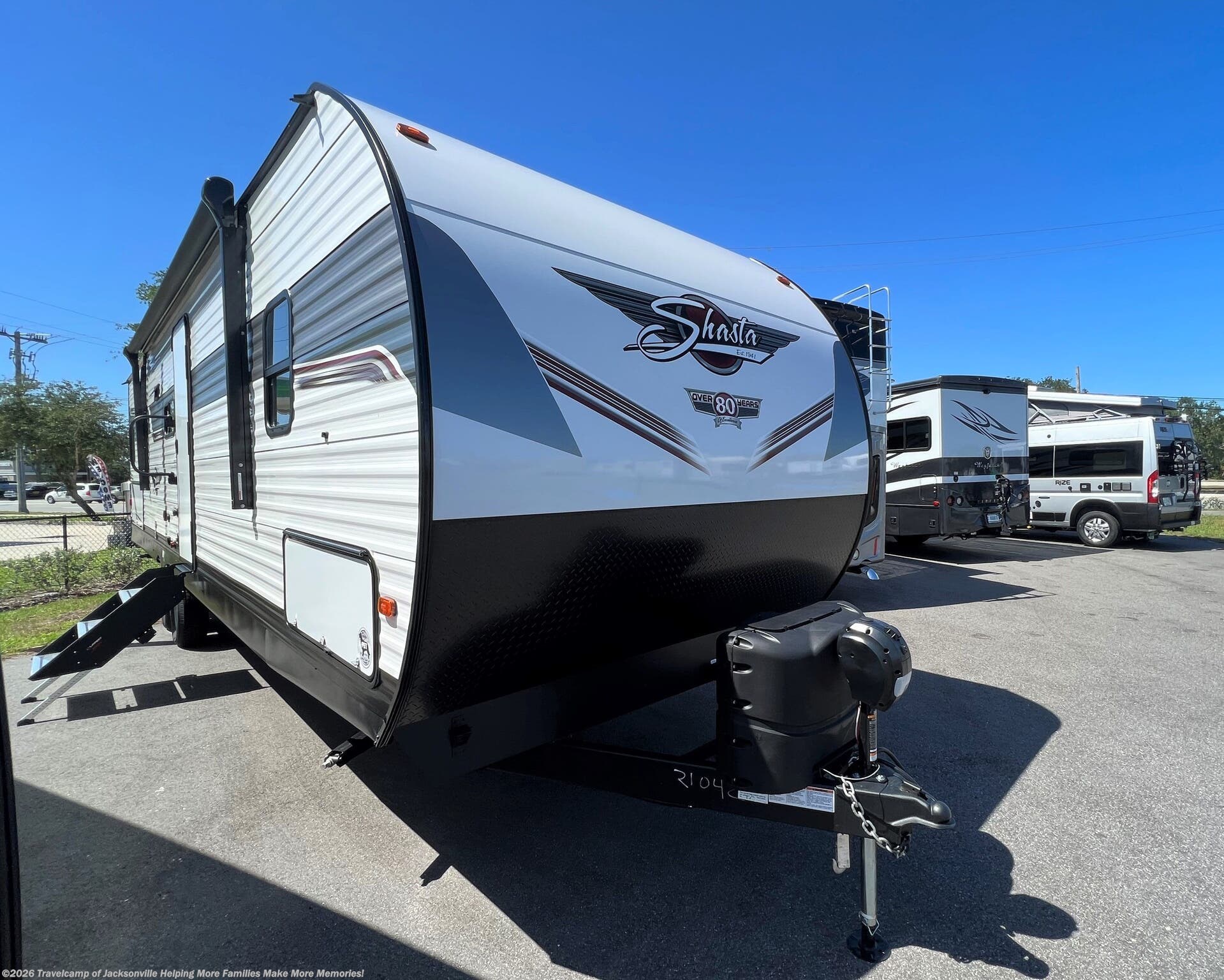 New 2023  Shasta Oasis 32BH by Shasta from Travelcamp of Jacksonville in Jacksonville, FL