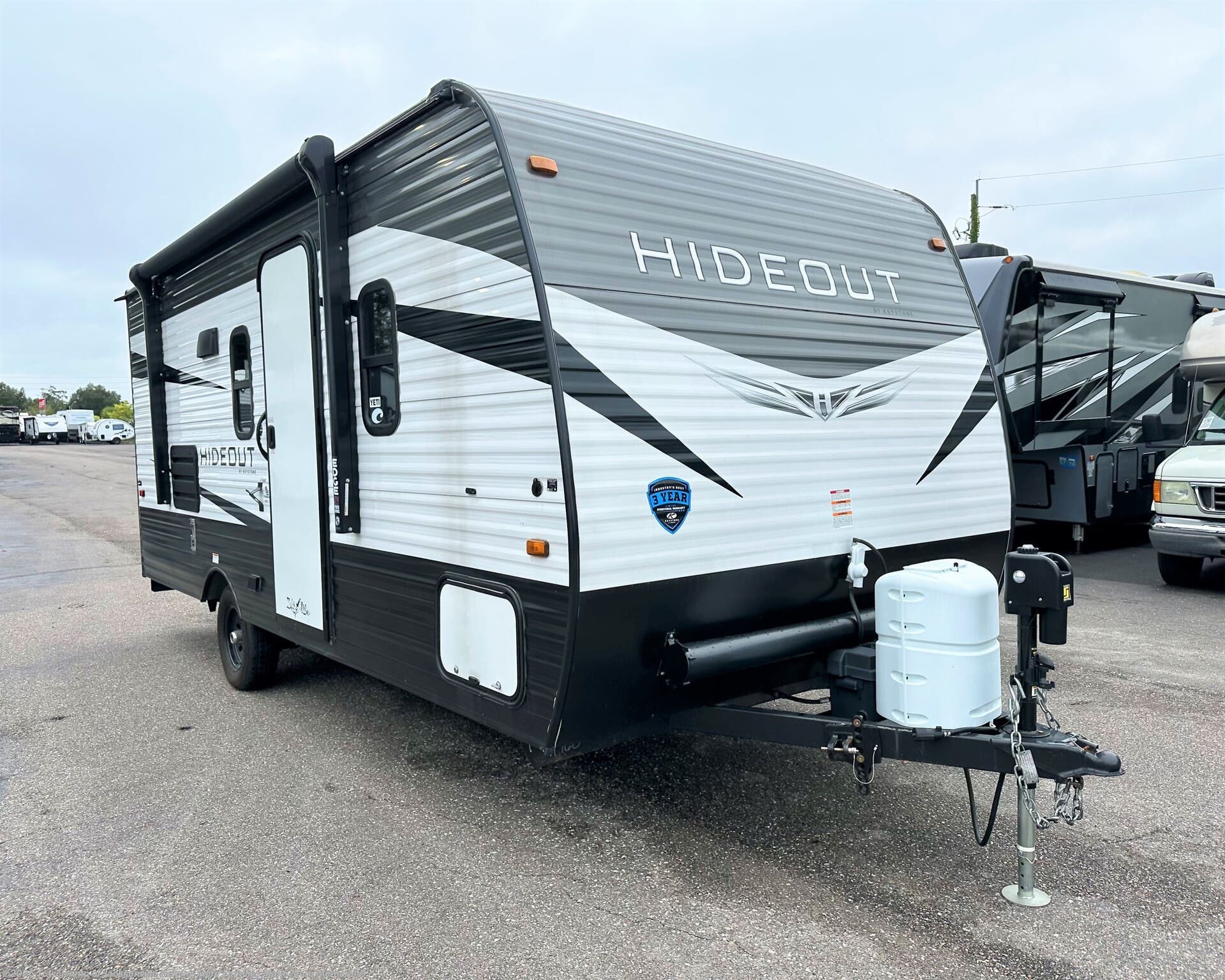 Used 2021  Keystone Hideout 176BH by Keystone from Travelcamp of Jacksonville in Jacksonville, FL