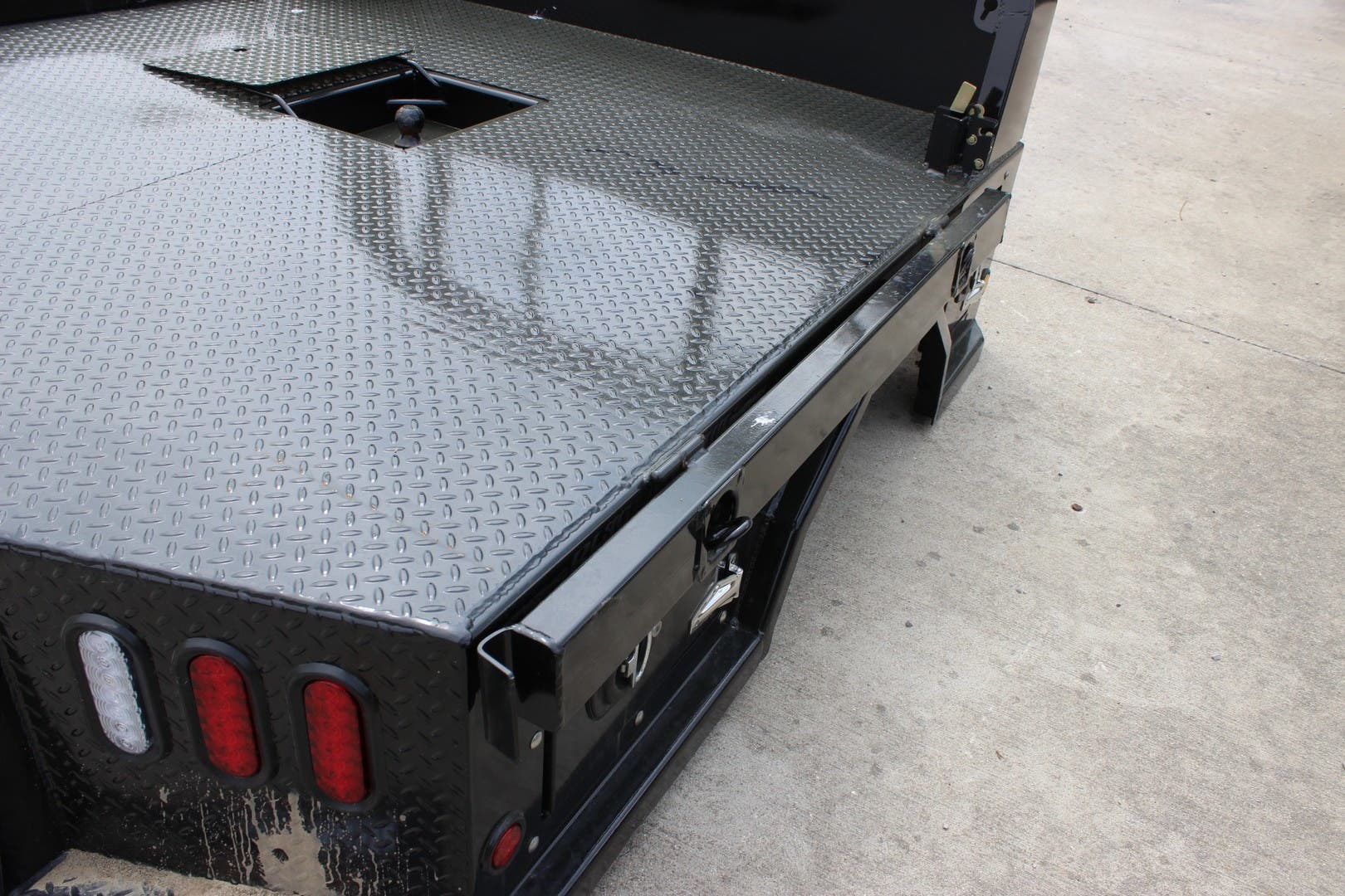 Flatbed 2019 Bradford Built BB4BOX8484MC TrailersUSA