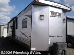 Used 2017 Forest River Wildwood Lodge DLX 426-2BLTD available in Friendship, Wisconsin