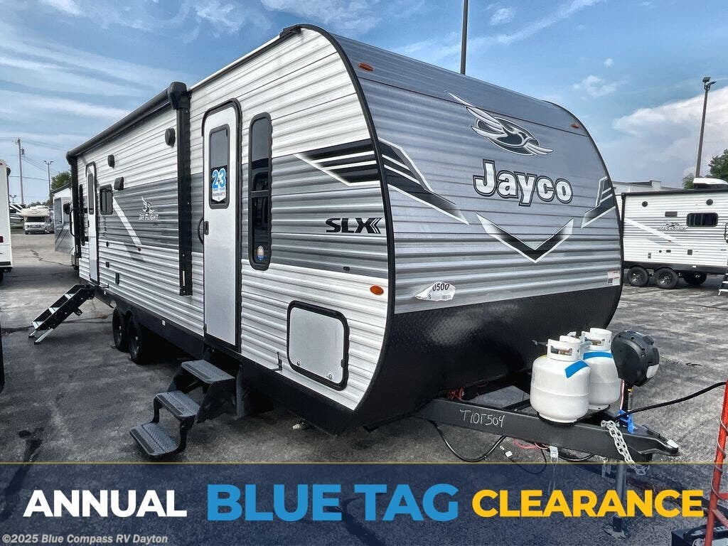 New 2026 Jayco Jay Flight SLX 262RLS available in New Carlisle, Ohio