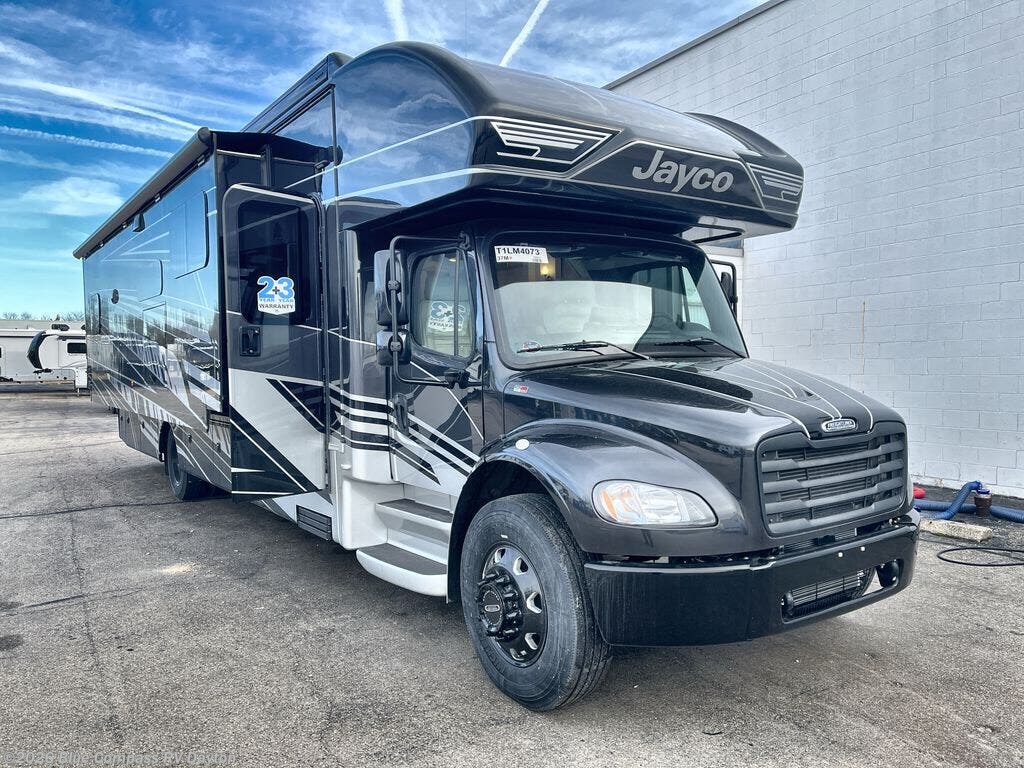 New 2026 Jayco Seneca Prestige 37M available in New Carlisle, Ohio
