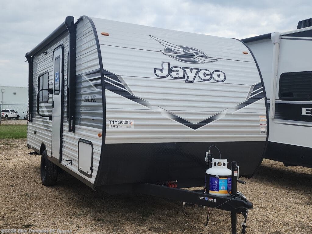 New 2026 Jayco Jay Flight SLX 175FQ available in New Carlisle, Ohio