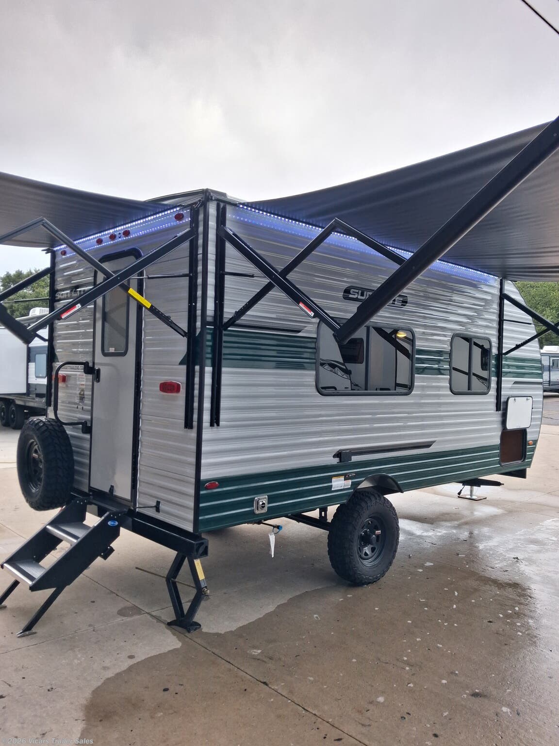 New 2027  Sunset Park RV Sun Lite 18RD by Sunset Park RV from Vicars Trailer Sales in Taylor, MI