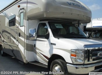 Used 2017 Holiday Rambler Vesta 31U available in New Braunfels, Texas