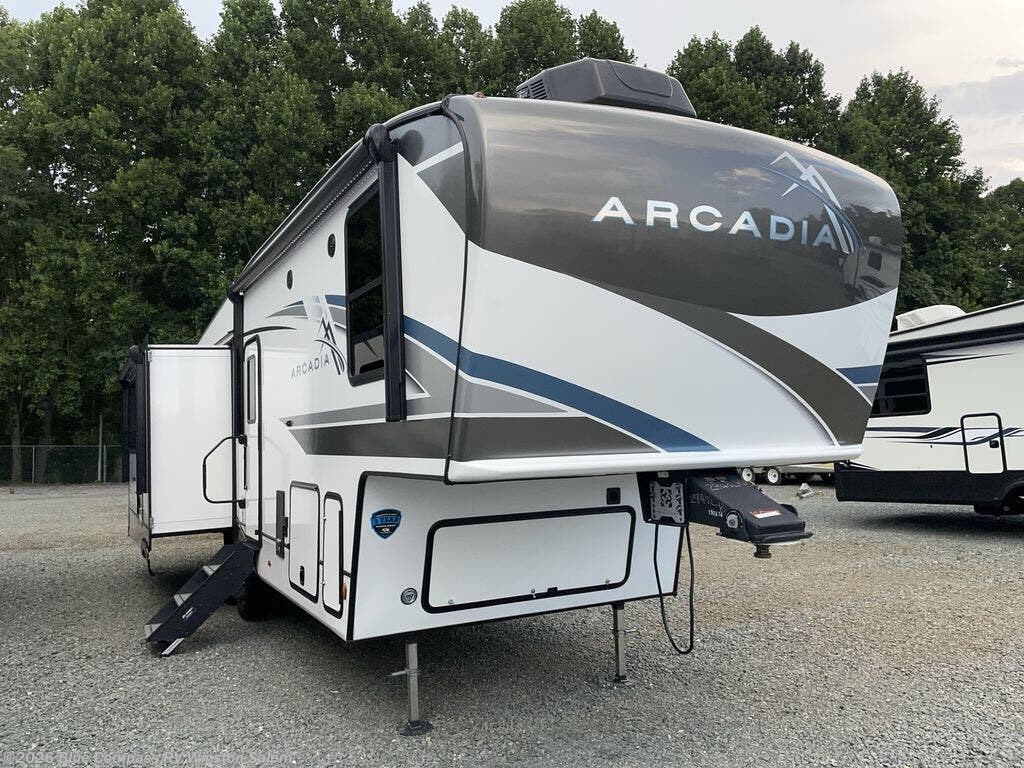 Used 2024 Keystone Arcadia Super Lite 294SLRD available in Rural Hall, North Carolina