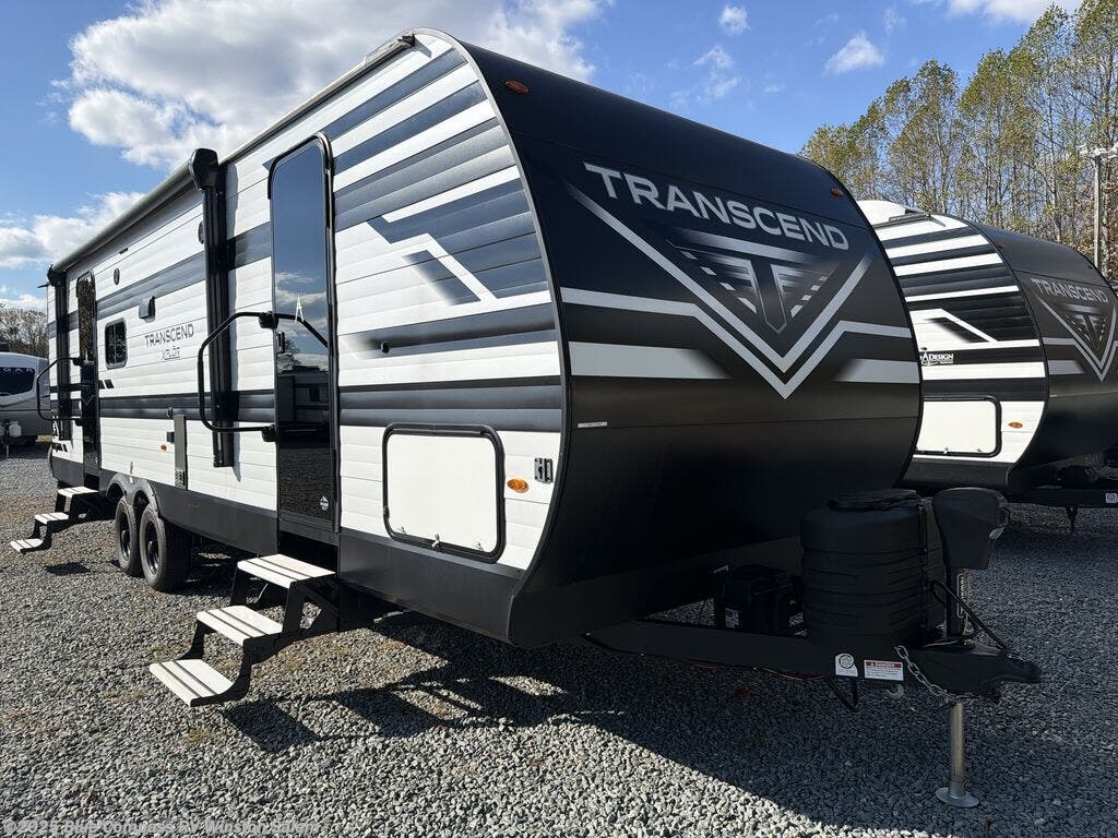 Used 2024 Grand Design Transcend Xplor 265BH available in Rural Hall, North Carolina