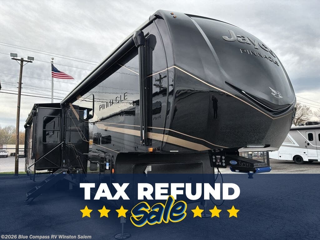 New 2026 Jayco Pinnacle 38FBRK available in Rural Hall, North Carolina