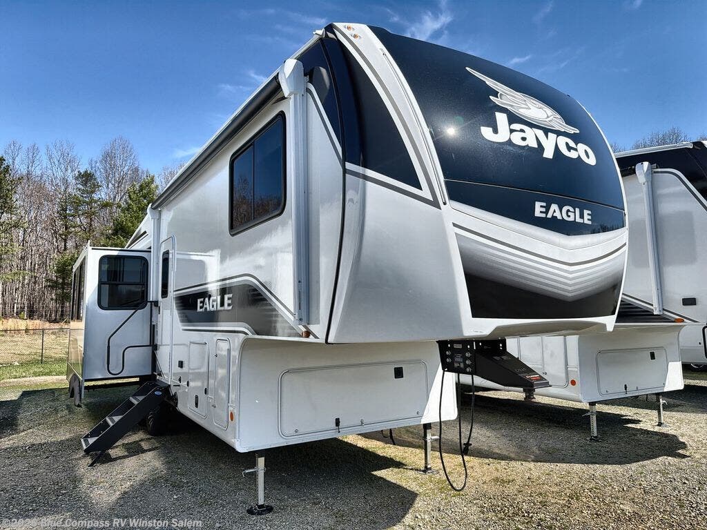 New 2026 Jayco Eagle HT 29RLC available in Rural Hall, North Carolina