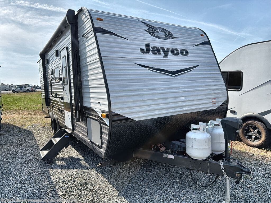 Used 2022 Jayco Jay Flight SLX 8 224BH available in Rural Hall, North Carolina